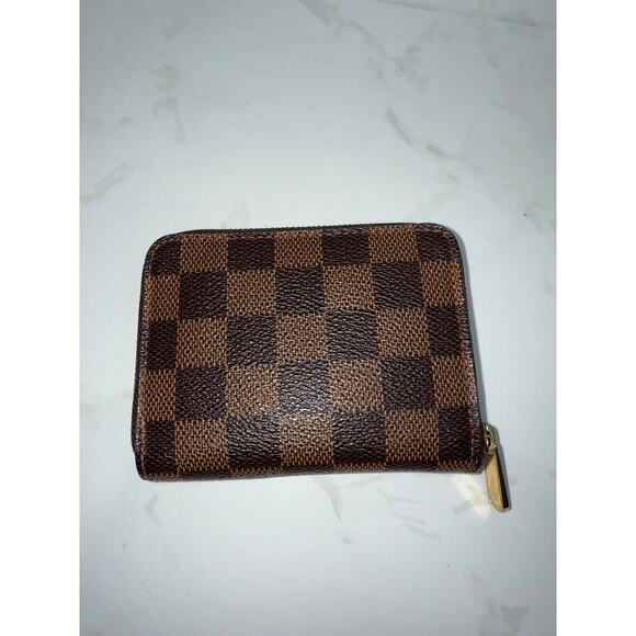Louis Vuitton Damier Canvas Wallet - Picture 4 of 4